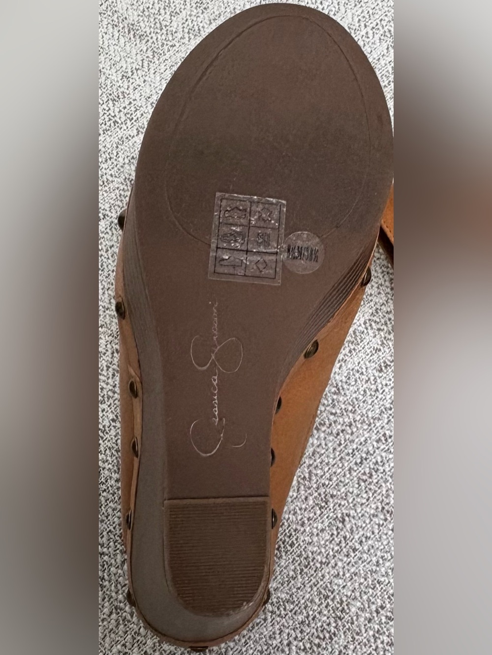 🤎💛JESSICA SIMPSON Brown Leather Wedge Clogs with Stud Trim🤎💛 - Picture 6 of 8